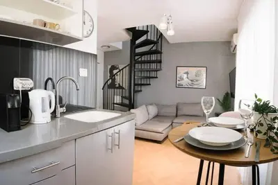 Image de Ben Yehuda Duplex Apartment By Nimizz