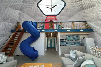 Image de Coastal Dome | 4 Bed, 3 Bath