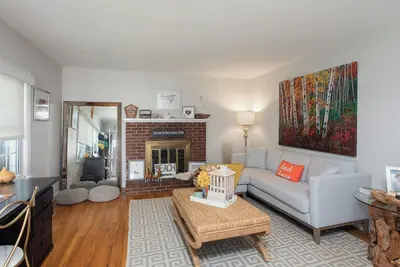 Image de Soothing 4-bedroom house in charming Avon-by-the-Sea with Ac and ocean vibes!
