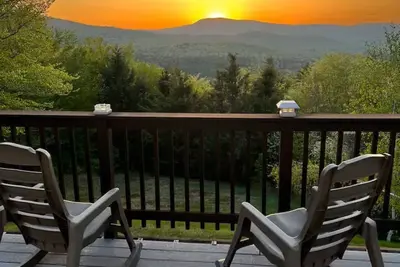 Image de New! Mountain View Escape w/Hot Tub