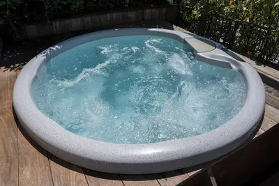 Image de Timo: Peace and Relaxation with private jacuzzi just minutes from the sea