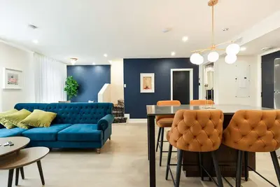 Image de Luxury 4br-2 Suite in Plateau