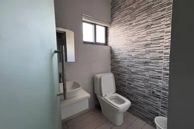 Image de Spacious 2 Bedroom Serviced Apartment in Osu