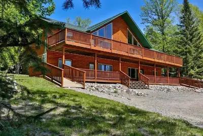 Image de Northwoods Family Retreat - Steps to Resort Pool & Activities