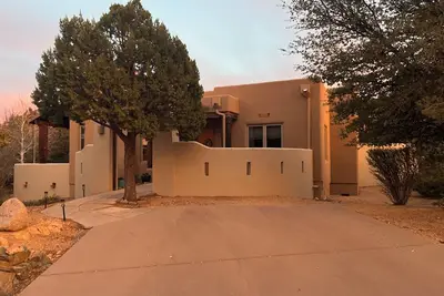 Image de Quiet Retreat w/ Jacuzzi Tub and Fire Pit in Beautiful Prescott!