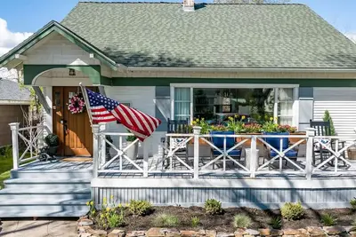 Spacious Home Downtown Kalispell