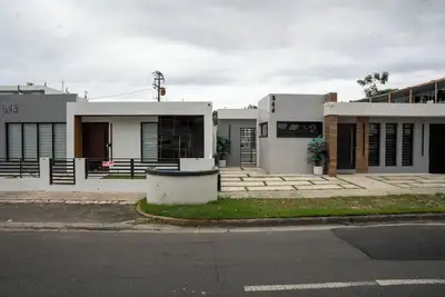 Five-Minute Elegance: Spacious Side-by-Side Homes