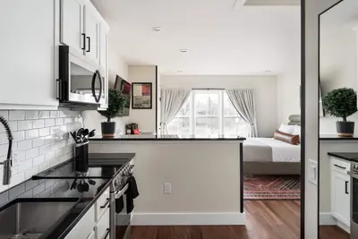 Image de Boutique Resort Studio with Hot Tubs, Sauna, & More. Walk to Downtown Bellaire!