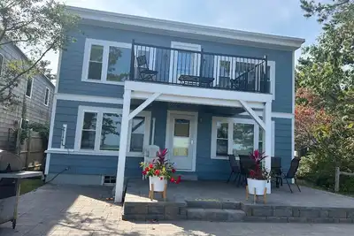 Image de Nestled along the pristine shores of Ferry Beach, with Private Beach Access.