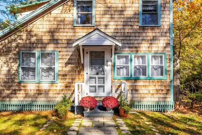 Image de Prime location offering easy access to Ocean Park's central area, activities, and the beach!