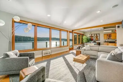 Image de 2br Seaside Serenity | Rooftop Bar | Amazing Views