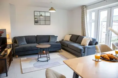 Bankside Stays<br>(Sleeps 8)