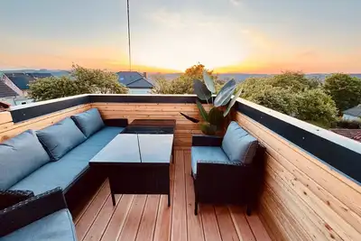 Image de Appartement \"The Rooftop Of Lot54\" avec terrasse privée, jardin privé et Wi-Fi