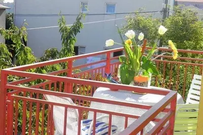 Image de Appartement de deux chambres avec la terrasse Vodice (A-19577-c)