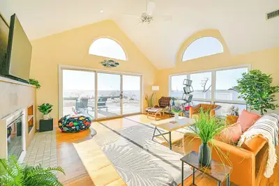 Image de Bayfront Home in Patchogue w/ Deck & Fishing Dock