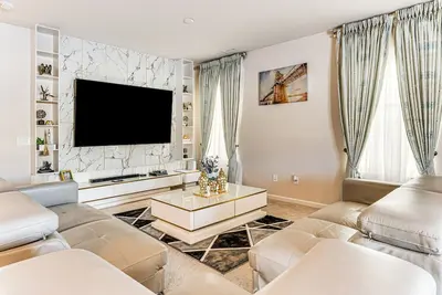 Image de 15 Mi to Dtwn Indianapolis: Family-Friendly Home!