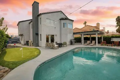 Image de Desert Scarif | Private Pool, Hot Tub, Putting Green, Near Coachella Festivals