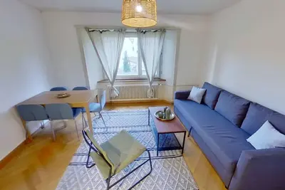 Image de 2 Br Apartment in Zürich w\/ City Convenience