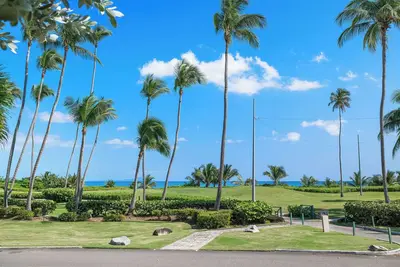 Image de Beachfront Condo | Golf Course Views | Beach Access