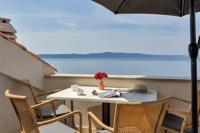 Image de Grand view apartment 1 bedroom/bathroom, sea view, balcony, city center