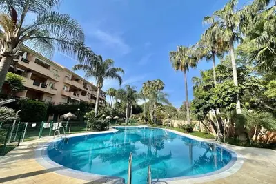 Image de Bright and quiet apartment in Marbella Dunas