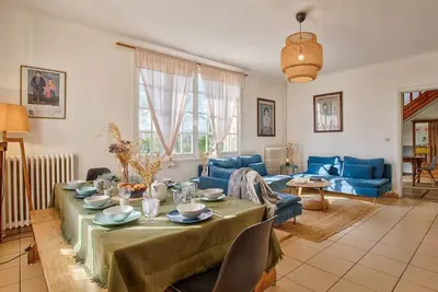 Image de Maison familiale avec sauna et ferme proche plage