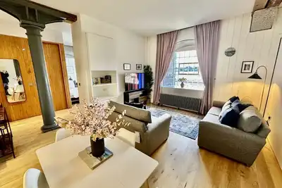 Image de 16 Clarence-Appartement-Sdb privée-Vue sur la rivière