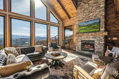 Image de Ridgetop Retreat, Sleeps 11・Theater・Pool・Hot tub