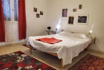 Image de 3-bedroom apartment in charming Giza Governorate with WiFi, Ac