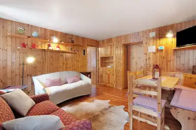 Image de Appartement 'Corti Garden' avec vue sur les montagnes, jardin privé et Wi-Fi