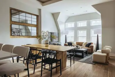 Image de Luxury Designer Combo | Private Patio | Gold Coast