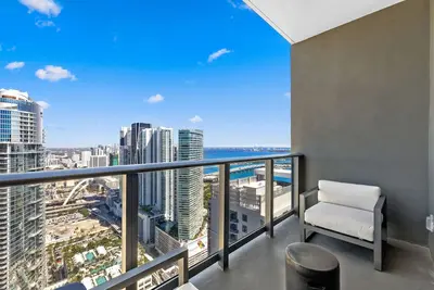 Image de Lux Condo w/Great Views & Free Parking