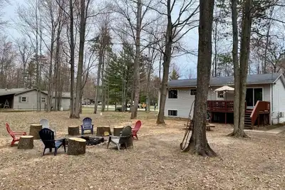 Spacious 4br Escape in Sherwood Forest