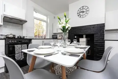 Image de Spacious three bedroom property!