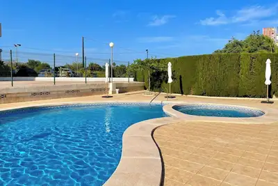 Image de Appartement deux pièces avec vue sur la mer