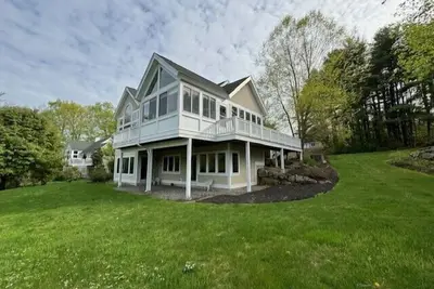 Grouse Point Getaway