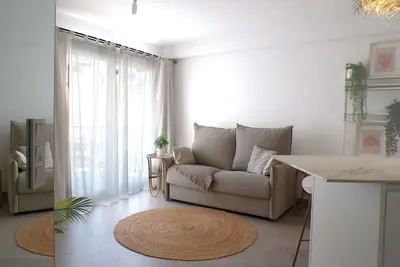 Image de Fully refurbished apartment in Playa Poniente