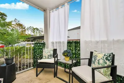 Image de Elegant 2bd King in Master, Nrg/Tmc, Fireplace!