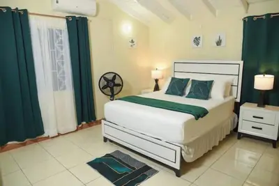 Image de HomeStay Villa Montego West Village