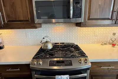 Image de Just outside Park City, a peaceful retreat for your entire family.