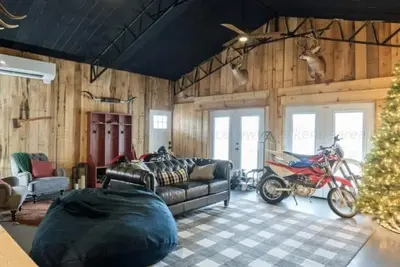 Image de Coming Soon! Amazing Lake View & 3 Mins to Marina