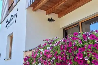 Image de Two-bedroom apartment with a balcony and a stunning view of the Julian Alps