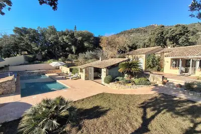 Image de Villa Le Caillou, aménagée Pmr, climatisée, piscine chauffée, sans vis à vis
