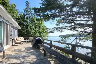 Image de Charming Cottage with Panoramic Ocean Views