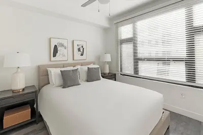 Image de Landing | Chic 2bd, Game Room, Clubhouse