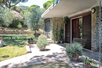 Villa Anna: your corner of paradise in Tuscany.