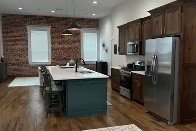 Image de Cozy 2-bedroom apartment in Aubrey with WiFi, Ac