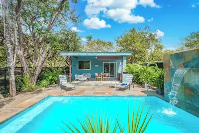 Image de 2br - 2bth Beach House w/ Pool
