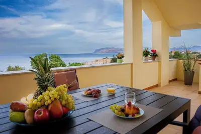 Star Apartment, Alcamo Marina, 3 bedrooms, swimming pool, view and fun. . . enjoy