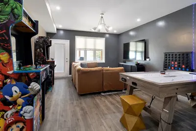 Image de Ski then BarrelSauna & HotTub•Arcades•AirHockey